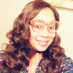 Meet your Posher, Sade